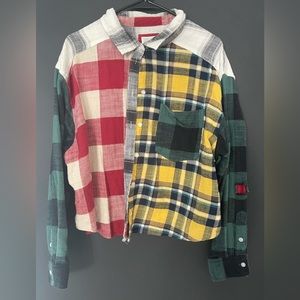 Selling a American eagle crop flannel.